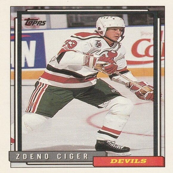 Zdeno Ciger Hockey Card Collection - Picture 2 of 3